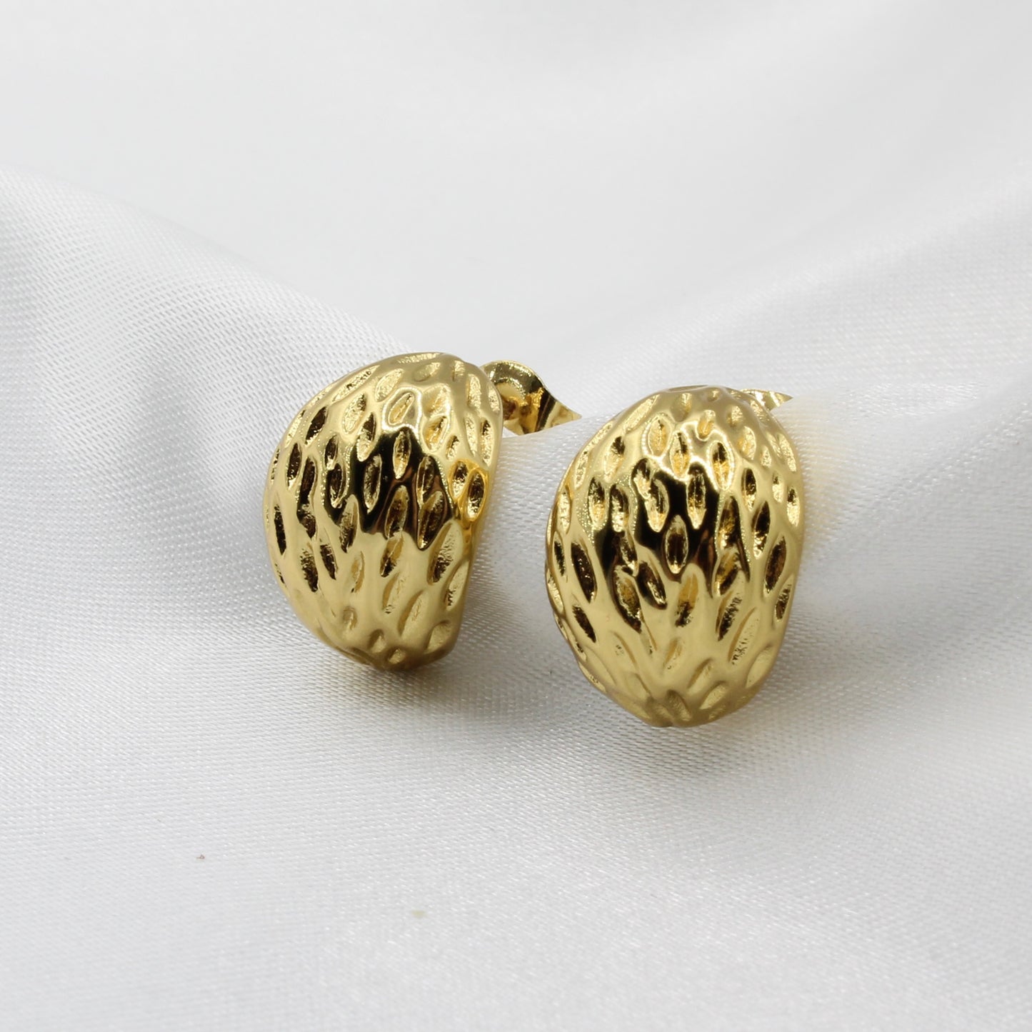 AMBER STUD EARRINGS
