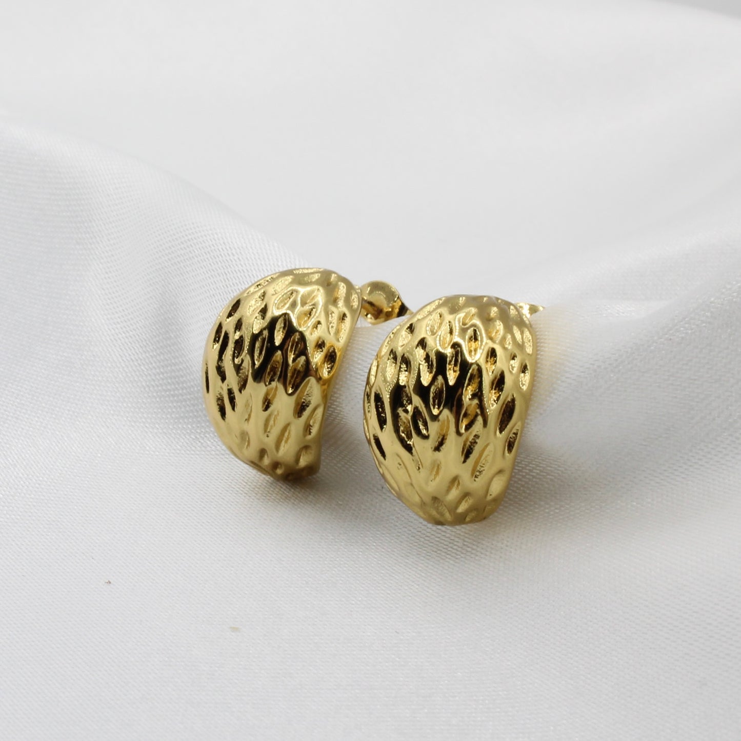 AMBER STUD EARRINGS