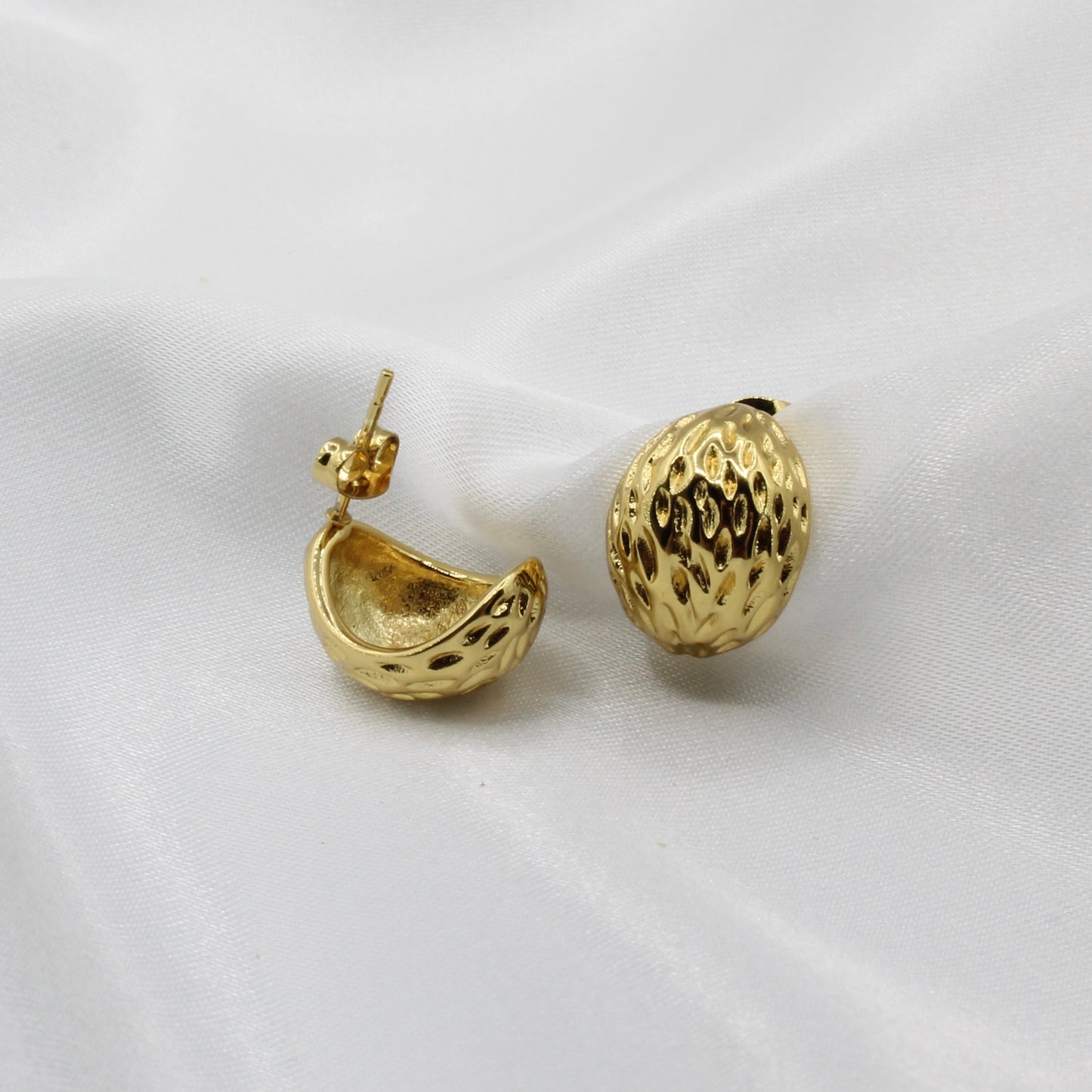 AMBER STUD EARRINGS