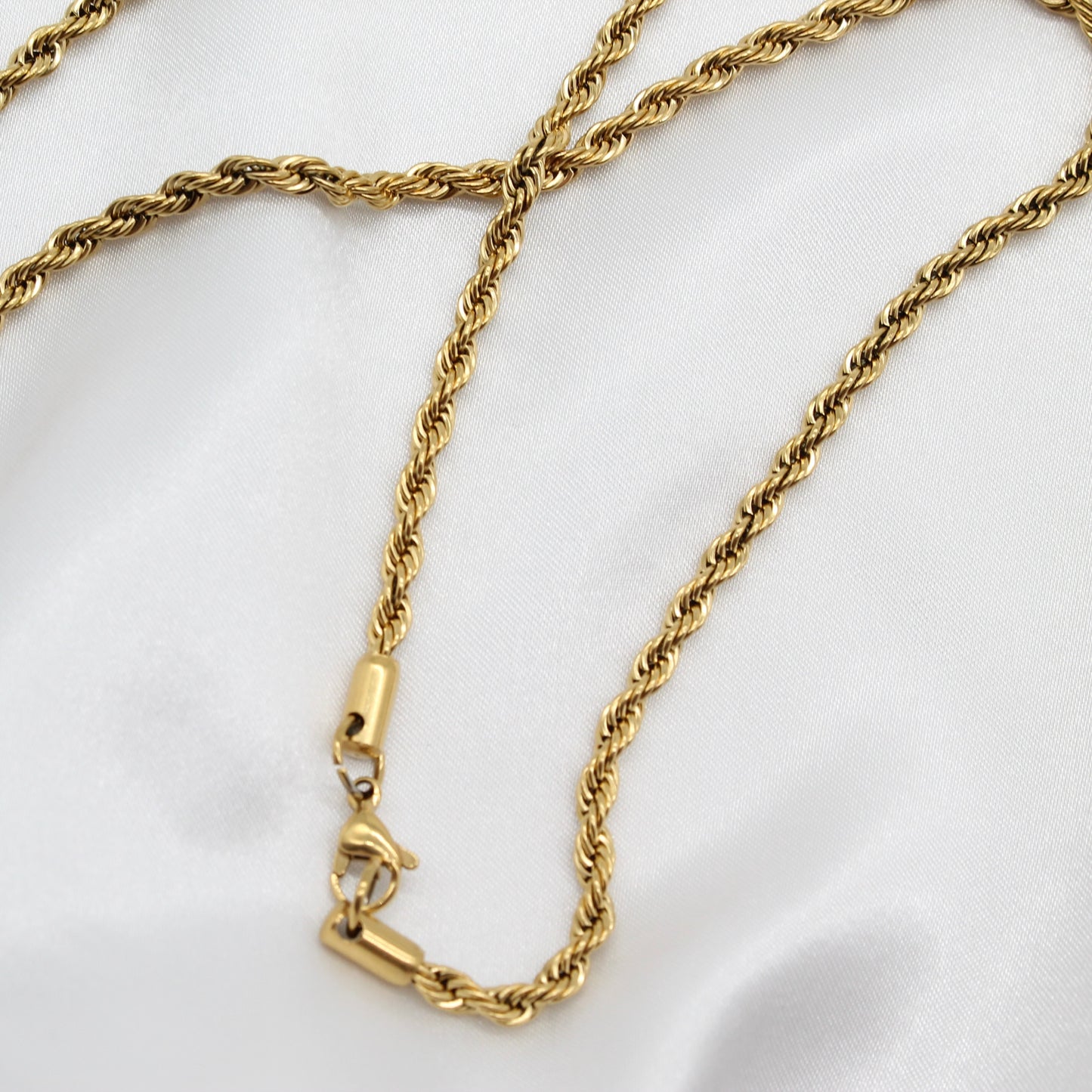 ROPE CHAIN NECKLACE
