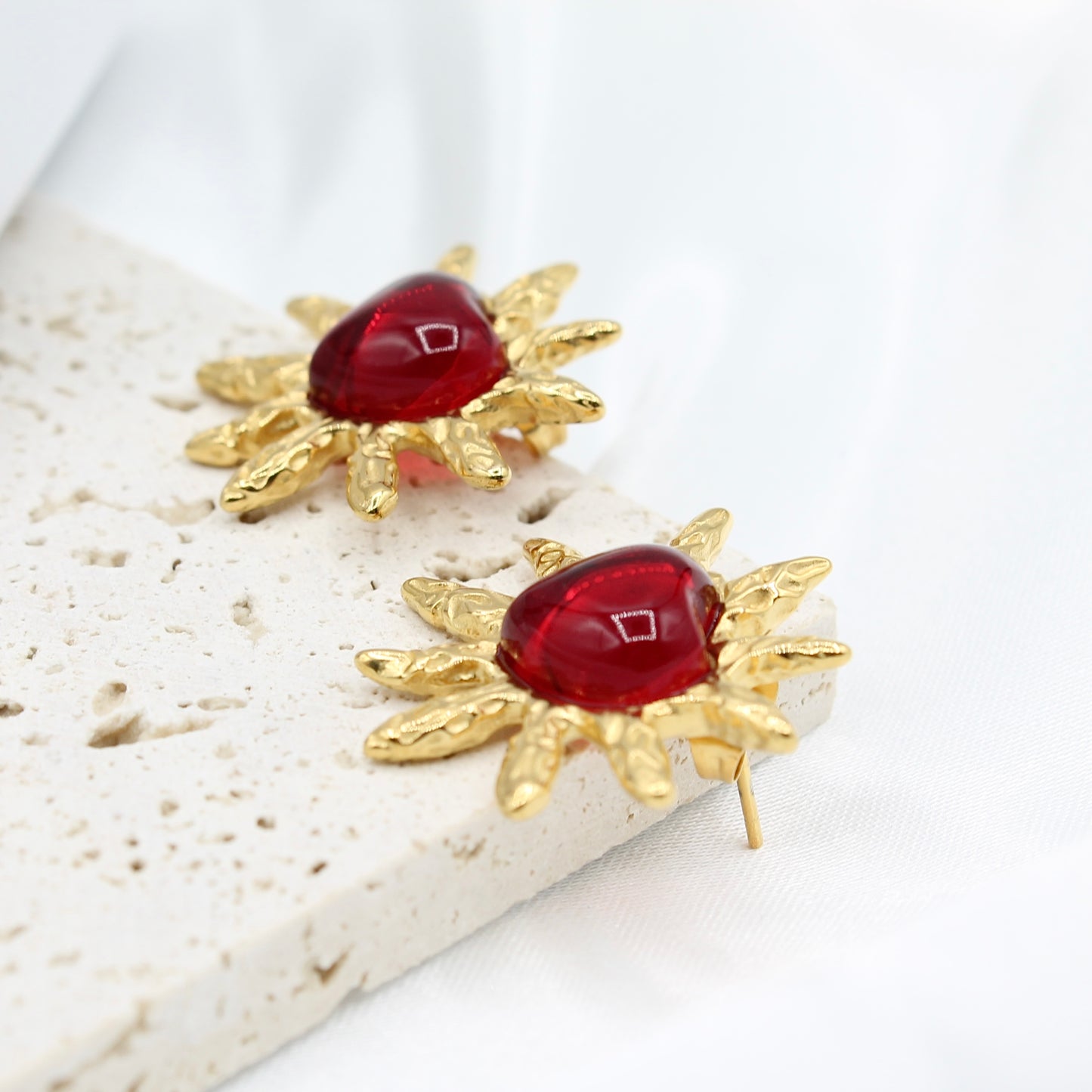 SUN KISSED LOVE EARRINGS