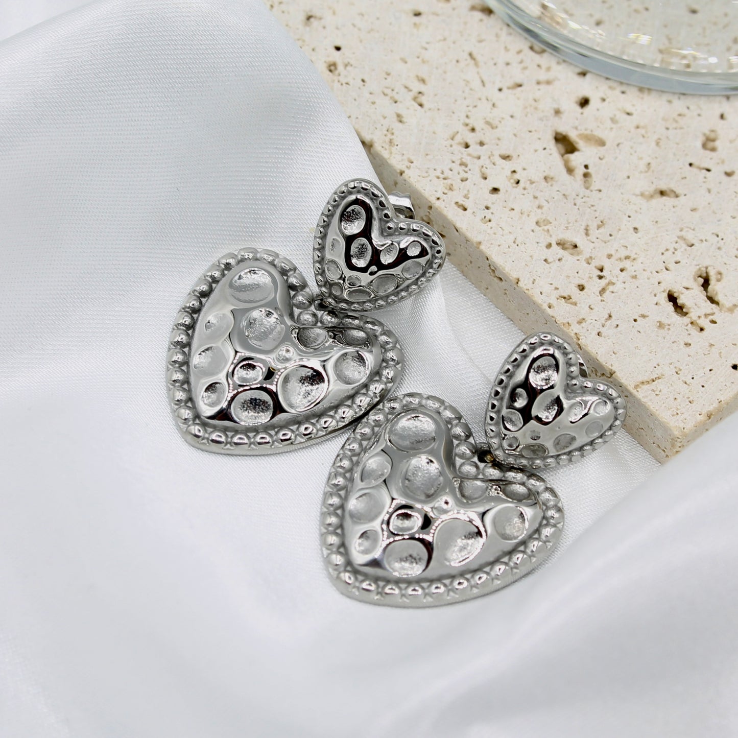 TEXTURED HEART DROP EARRINGS