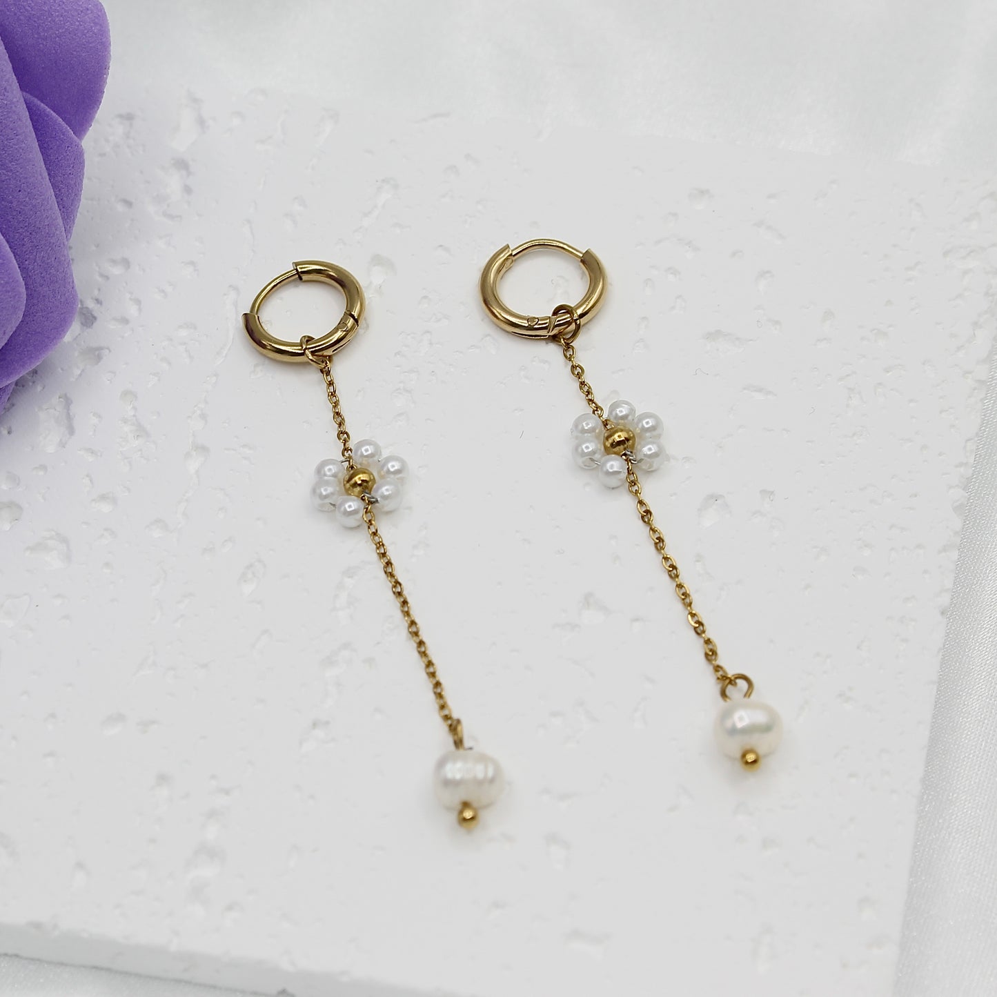 DAISY DRAPE EARRINGS