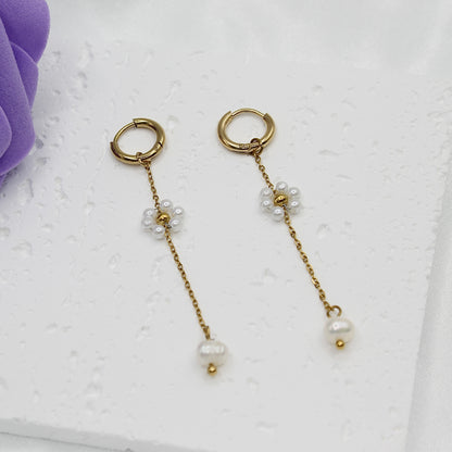 DAISY DRAPE EARRINGS