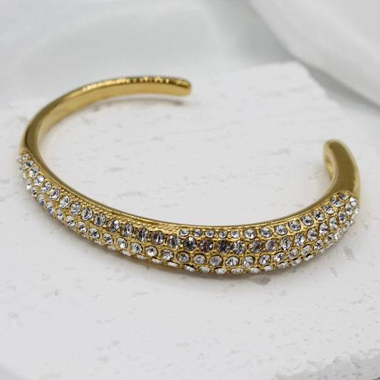 DIVA GLOW CUFF BANGLE