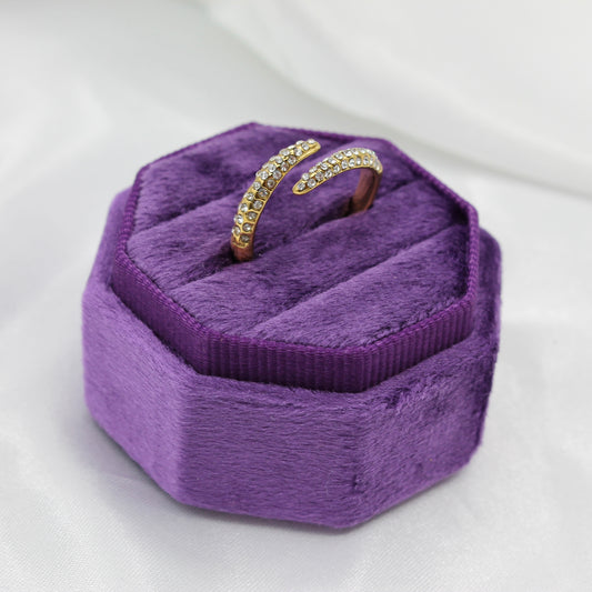 LUXE CRESCENT RING