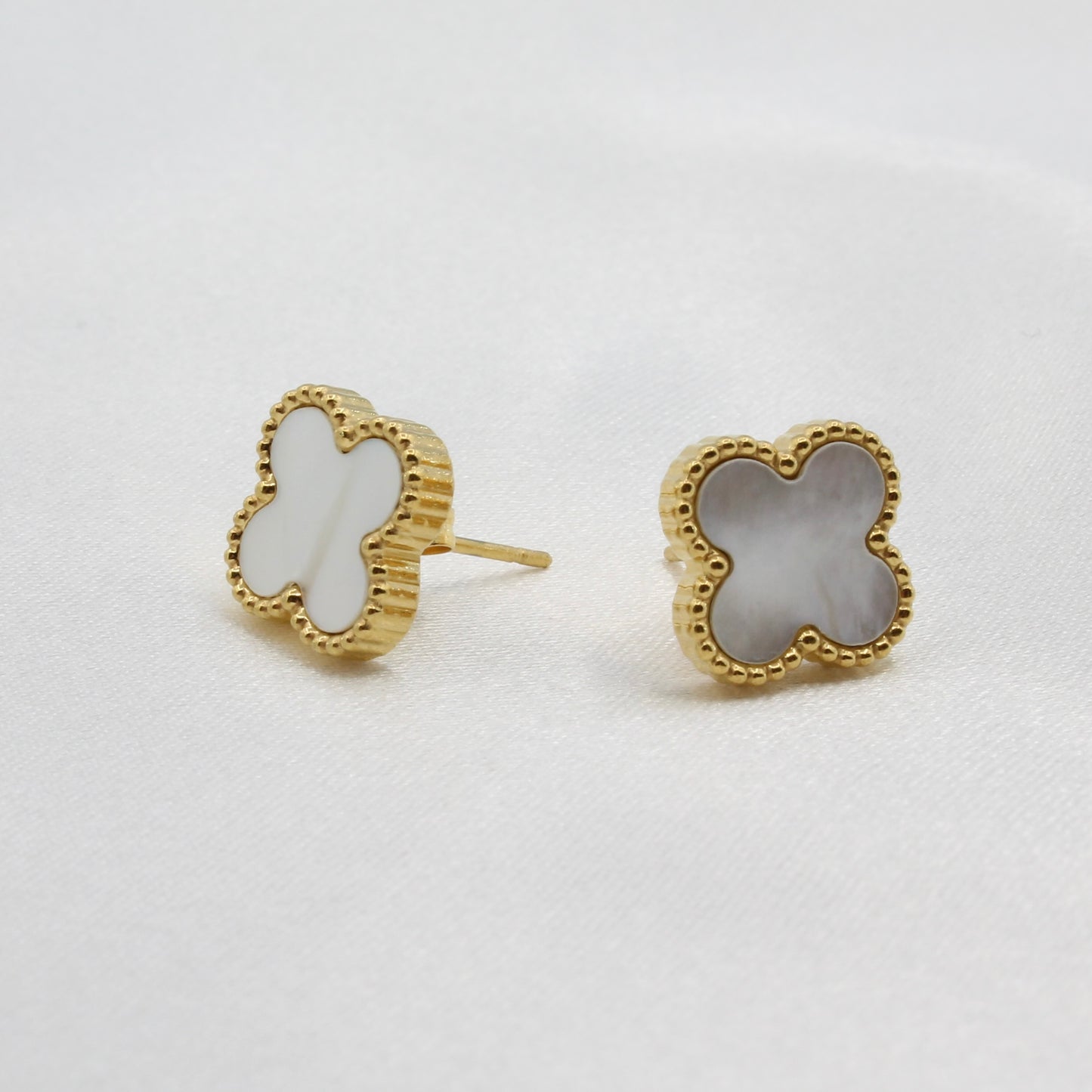 LUCY CLOVER STUD EARRINGS