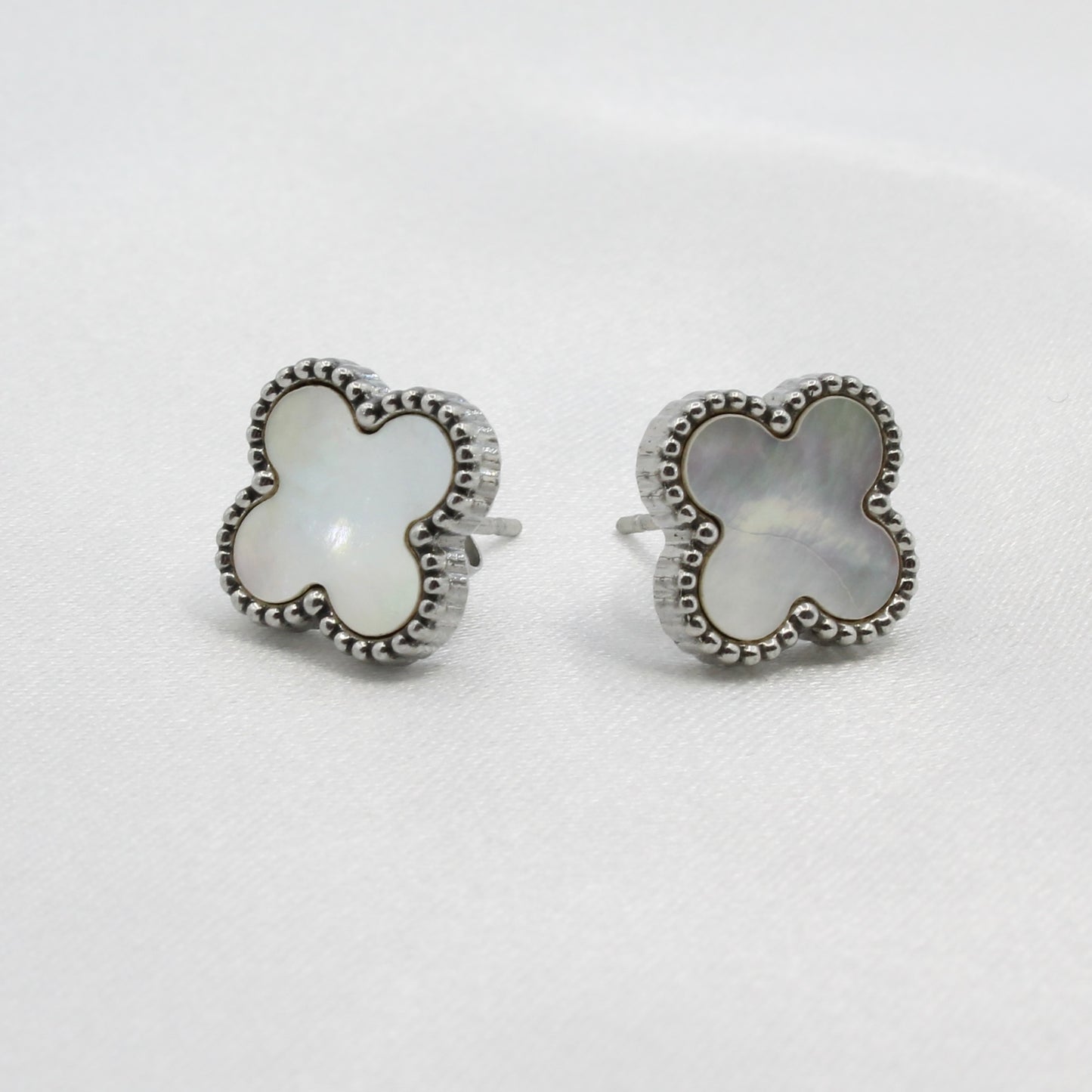 LUCY CLOVER STUD EARRINGS