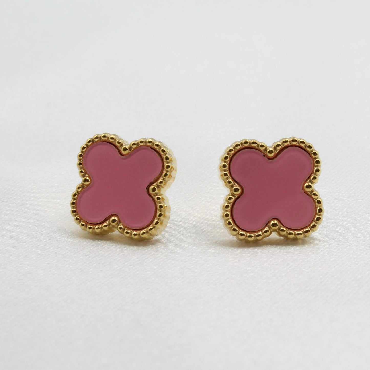 LUCY CLOVER STUD EARRINGS