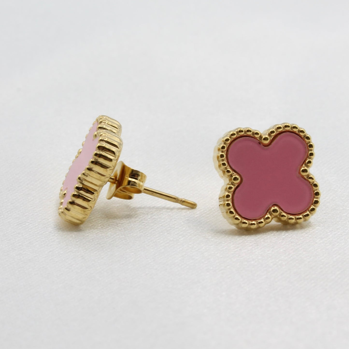 LUCY CLOVER STUD EARRINGS