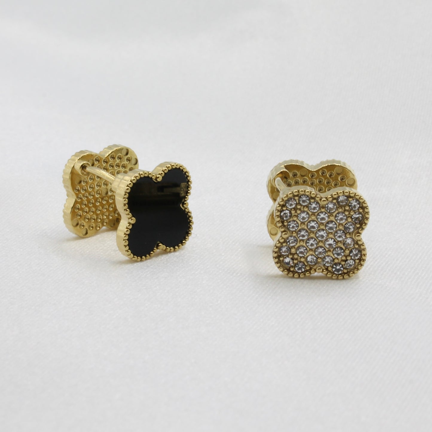 TWIN BLACK CLOVER EARRINGS