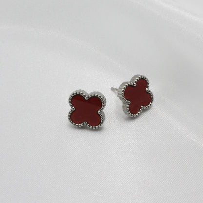 LUCY CLOVER STUD EARRINGS