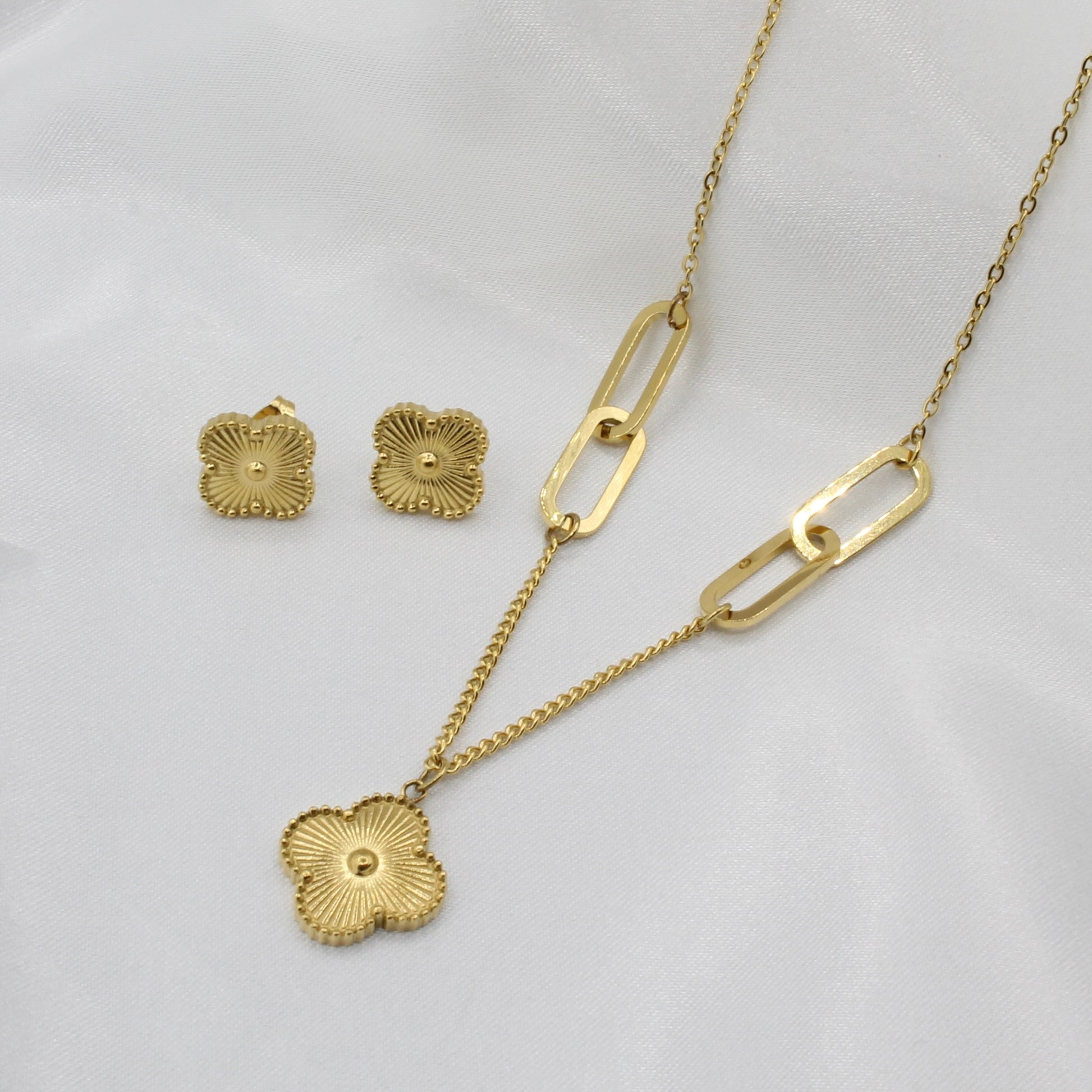 gold plated stainless steel textured clover jewellery set earrings necklace