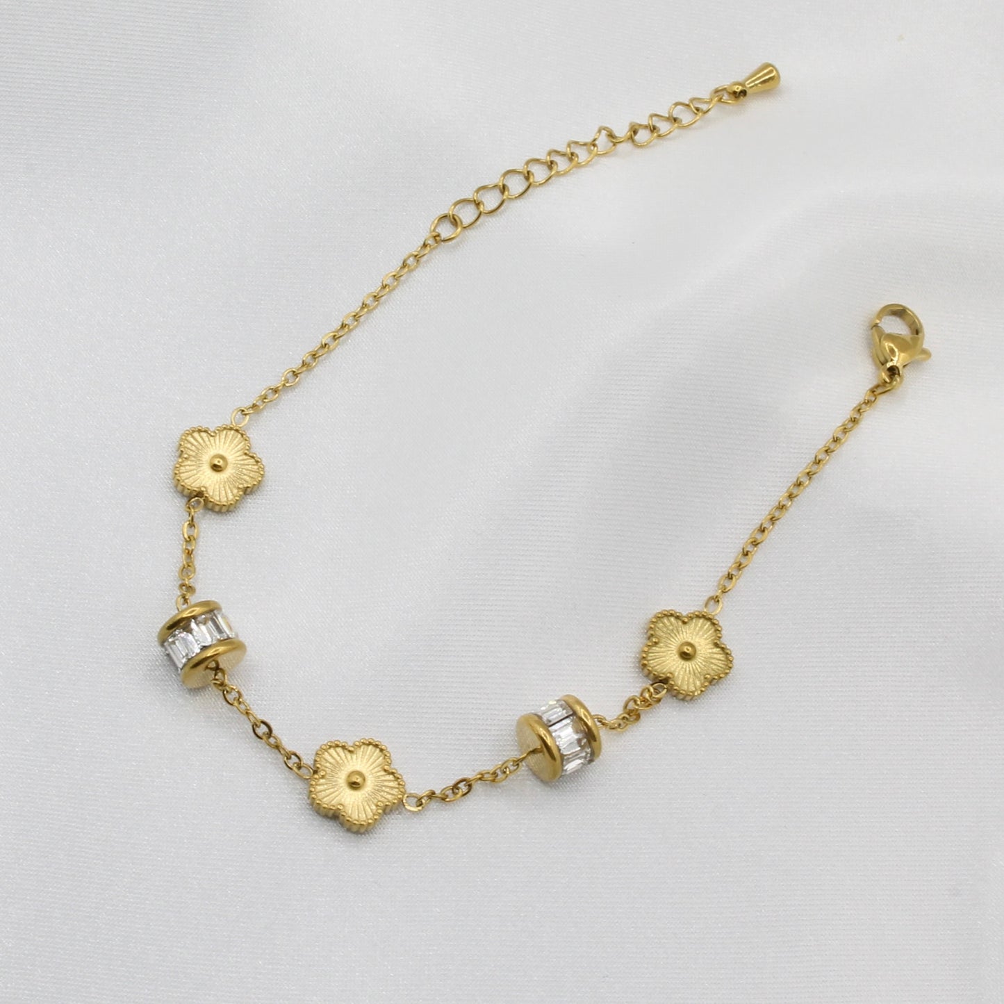 lucky clover gold plated stainless steel bracelet