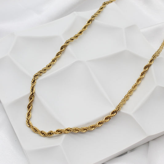 ROPE CHAIN NECKLACE