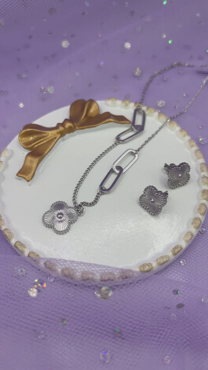 LUCKY SILVER CLOVER SET